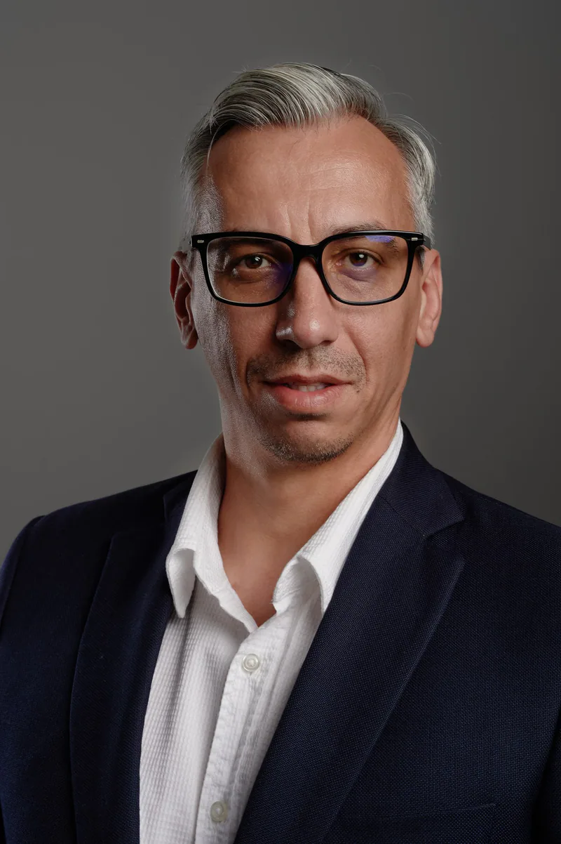 Bogdan Brad